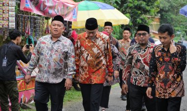 Wakil Bupati Purworejo Dion Agasi Setiabudi SIKom MSi yang hadir dalam kegiatan Merti Desa atau Sedekah Bumi