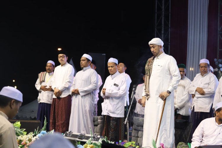 Ribuan Jamaah Hadiri Kutoarjo Bersholawat